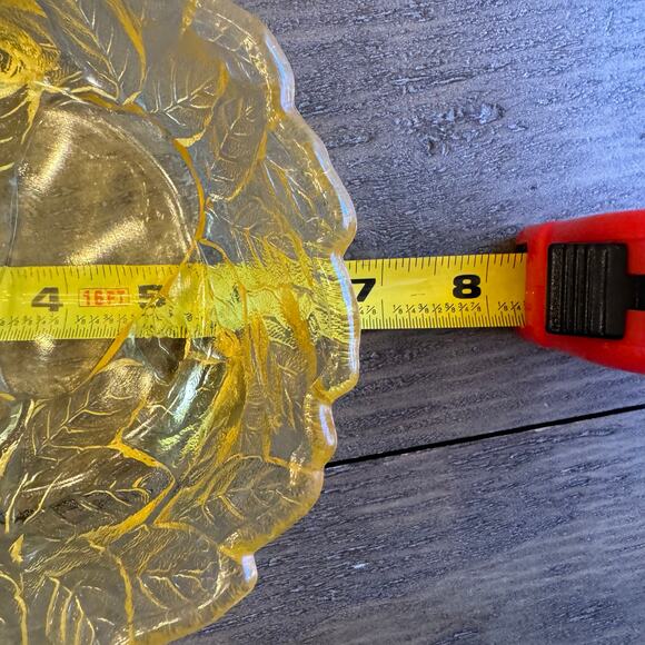 Tiara Indiana Glass VTG 3-Toed Nappy Sweet Pear Glass Dish Bowl 10186 w/Box - Picture 12 of 14